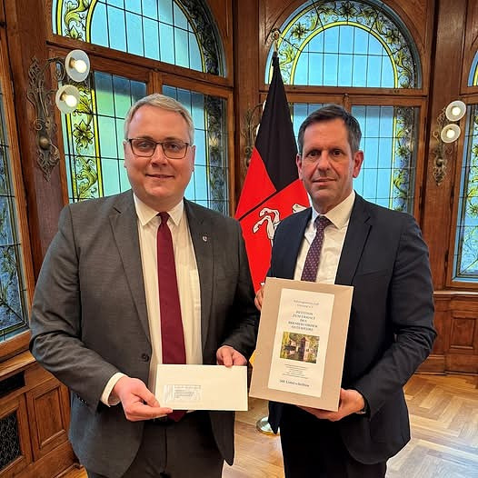 &Uuml;bergabe der Petition